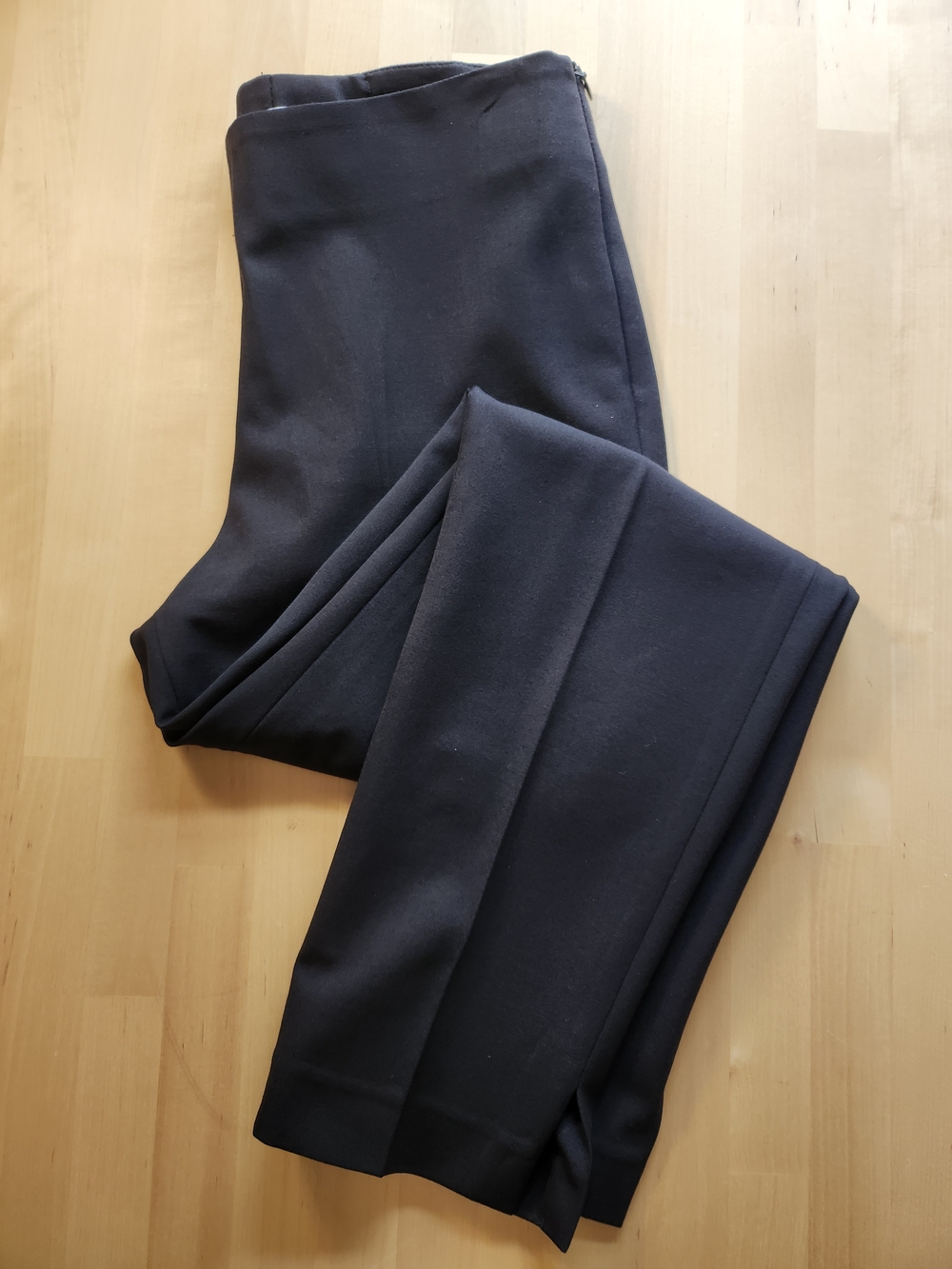 Brunello Cucinelli 92% Virgin Wool Midrise Straight Leg Black Tailored Trousers